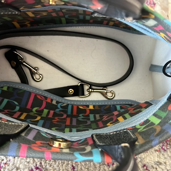 Vintage Dooney & Bourke DB logo tassel tote - new with tags - Picture 6 of 6